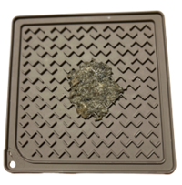 Tapis de léchage pour chien (forme carré)